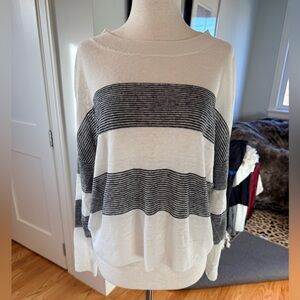 Vince Linen Navy and White Striped Boatneck Sweater